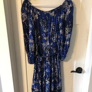 Jaase off shoulder midi dress